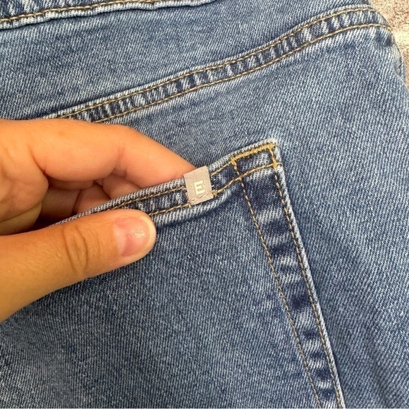 EVERLANE The Way High Denim Short Jean medium wash - Picture 8 of 10